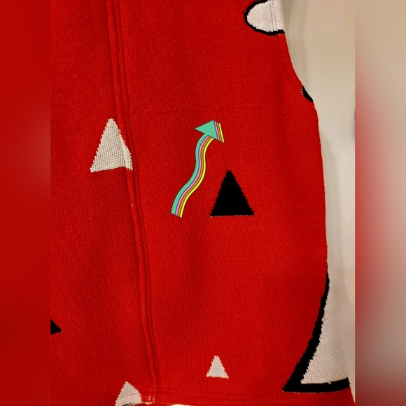 Upcycled sleeveless vest - Picture 13 of 14